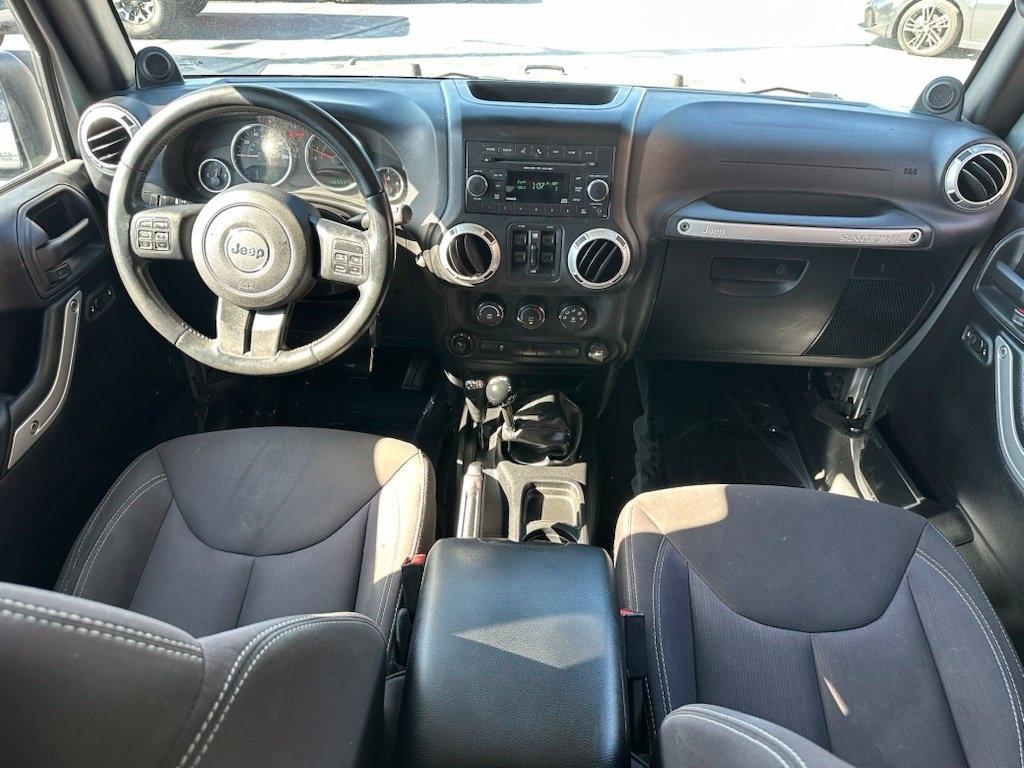 Jeep Wrangler Unlimited 4WD 4dr Sahara 2014