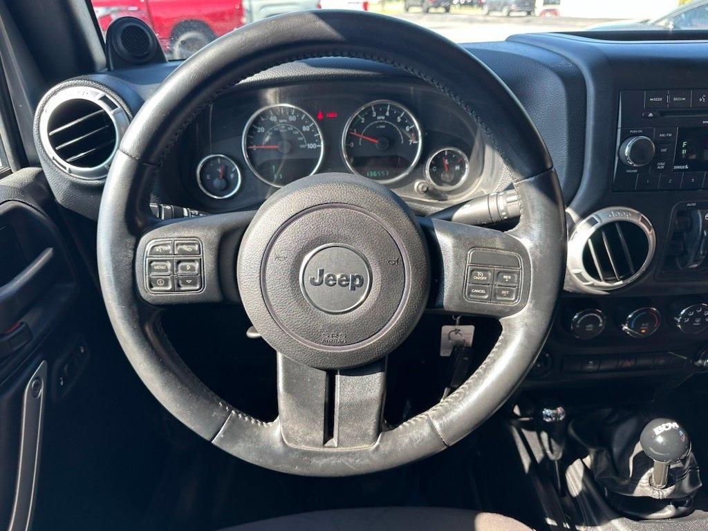 Jeep Wrangler Unlimited 4WD 4dr Sahara 2014