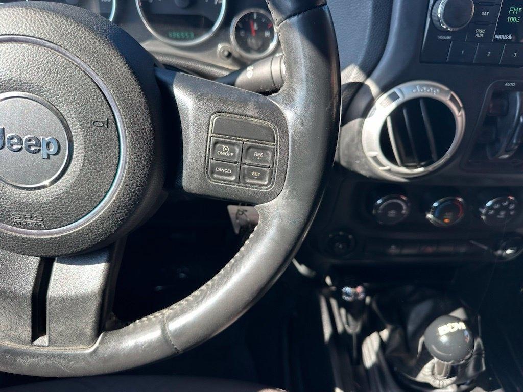 Jeep Wrangler Unlimited 4WD 4dr Sahara 2014