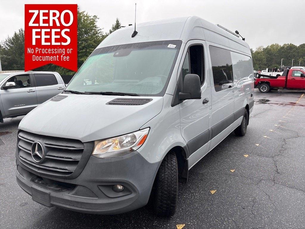 Mercedes-Benz Sprinter Van 2500 High Roof V6 170" RWD 2021