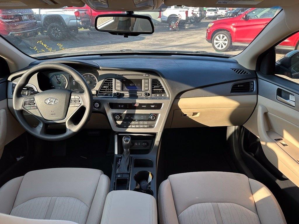 Hyundai Sonata Hybrid 4dr Sdn SE 2016