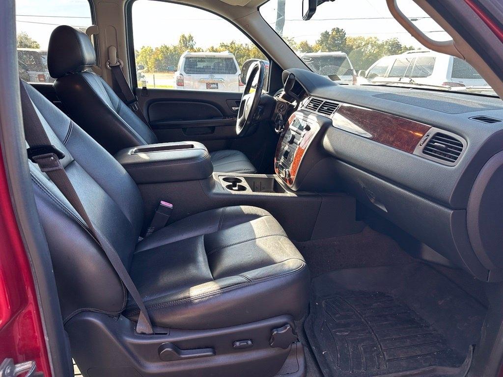 Chevrolet Tahoe 4WD 4dr LT 2014