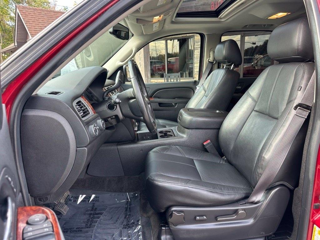Chevrolet Tahoe 4WD 4dr LT 2014