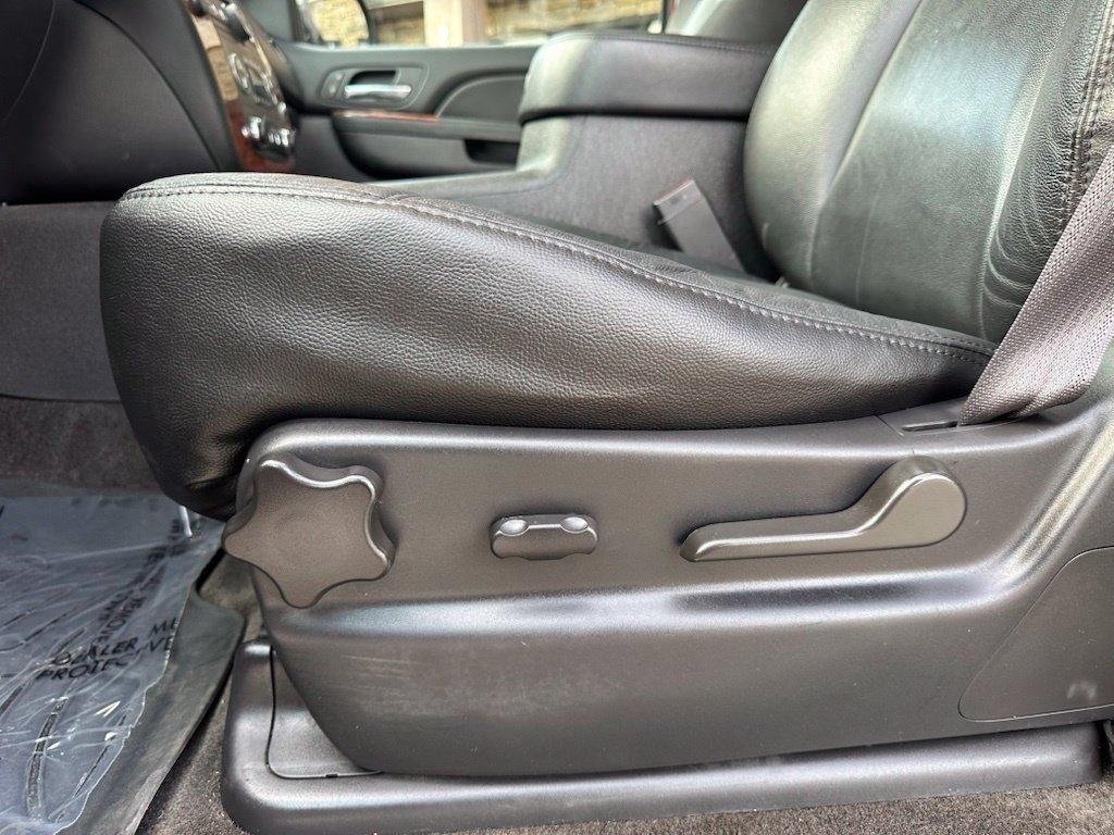 Chevrolet Tahoe 4WD 4dr LT 2014