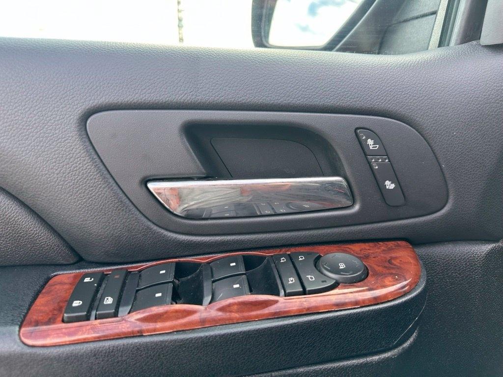 Chevrolet Tahoe 4WD 4dr LT 2014
