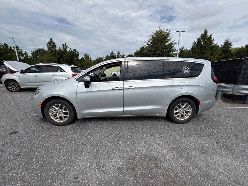Chrysler Pacifica Touring L FWD 2023