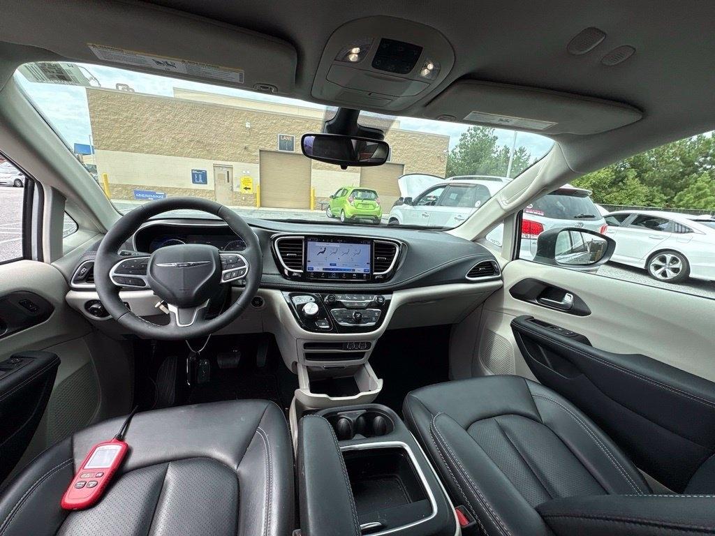 Chrysler Pacifica Touring L FWD 2023