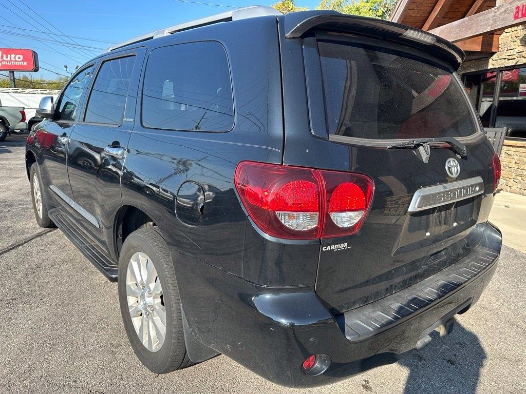 Toyota Sequoia Platinum 4WD (Natl) 2019