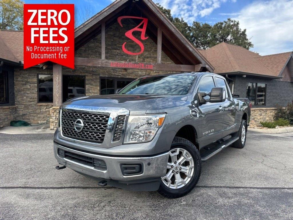 Nissan Titan XD 4x4 Gas Crew Cab SV 2018
