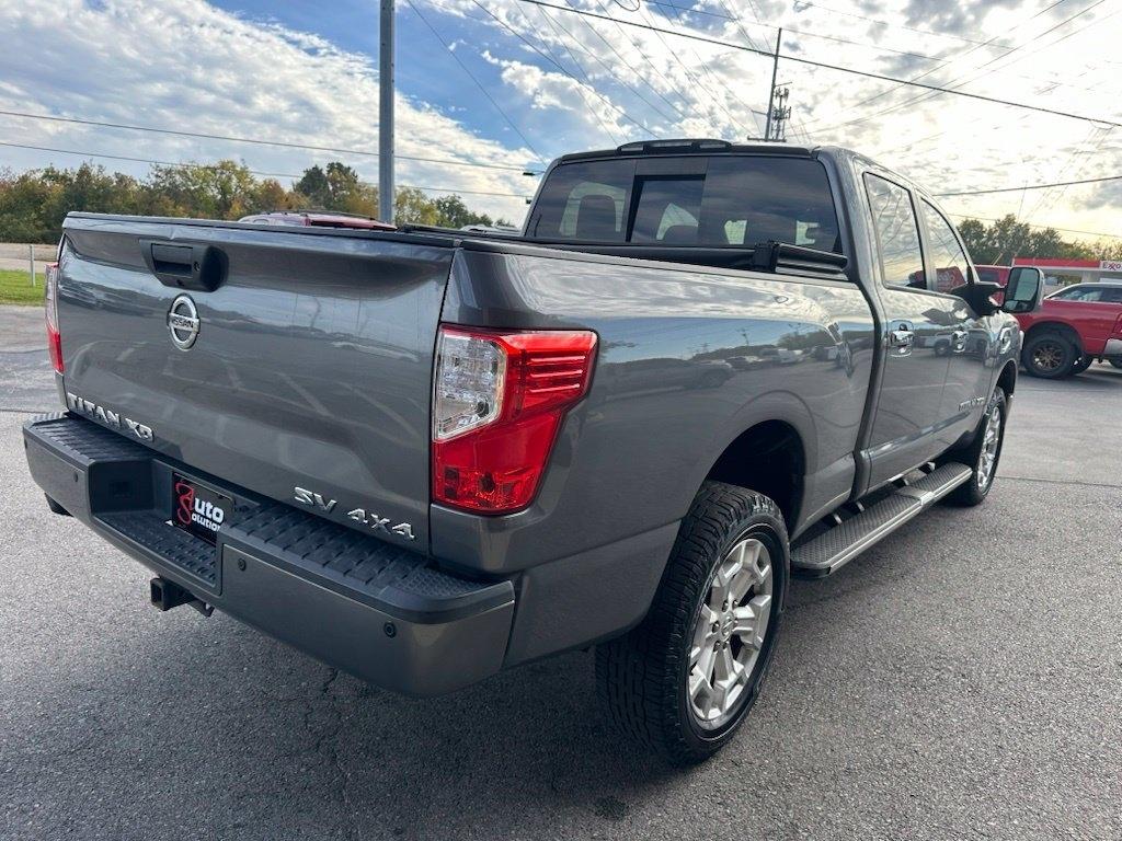Nissan Titan XD 4x4 Gas Crew Cab SV 2018