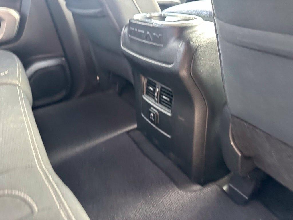 Nissan Titan XD 4x4 Gas Crew Cab SV 2018