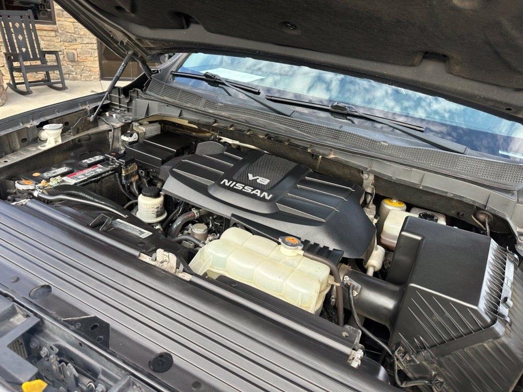 Nissan Titan XD 4x4 Gas Crew Cab SV 2018