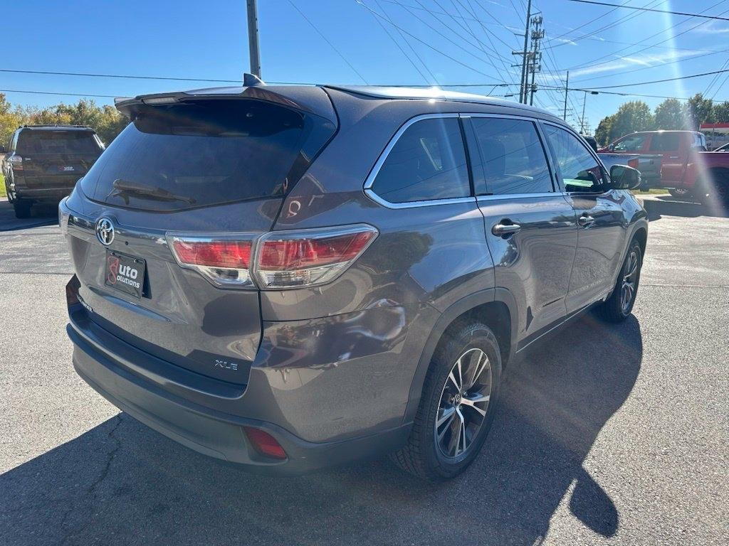 Toyota Highlander FWD 4dr V6 XLE (Natl) 2016