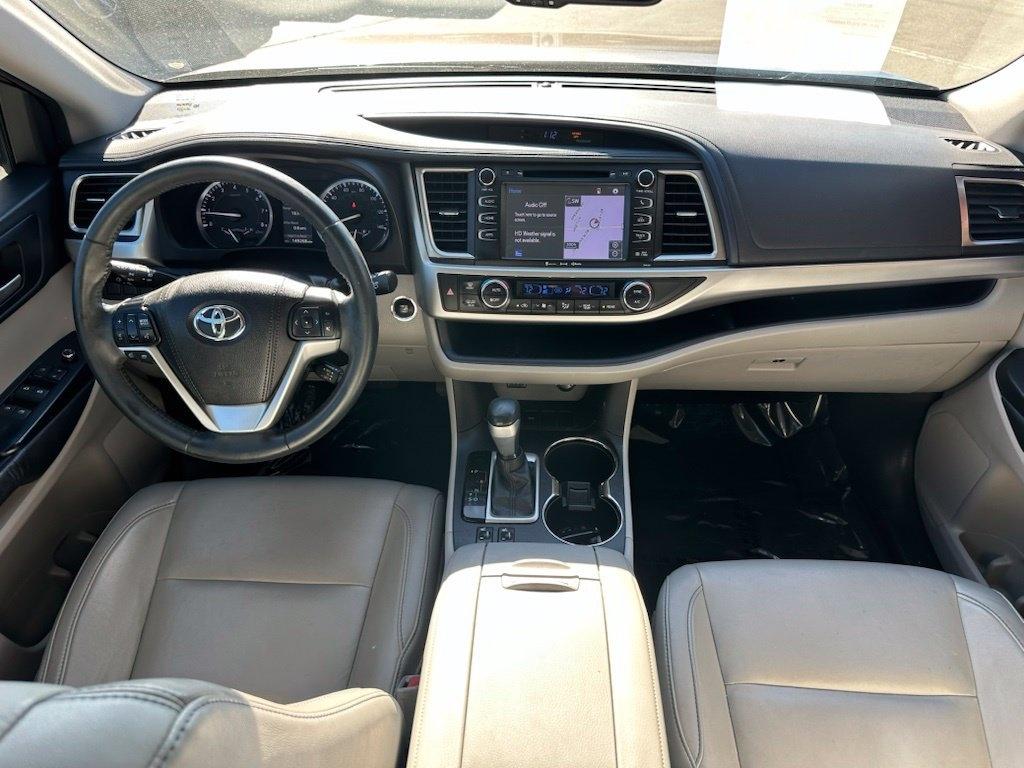 Toyota Highlander FWD 4dr V6 XLE (Natl) 2016