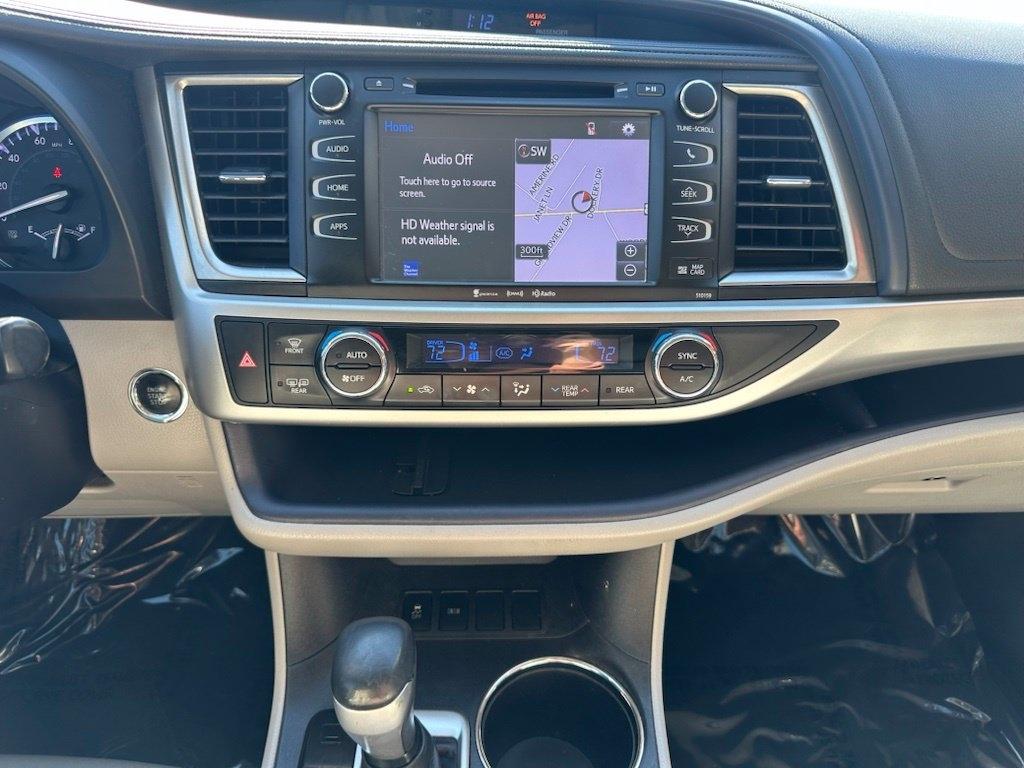 Toyota Highlander FWD 4dr V6 XLE (Natl) 2016