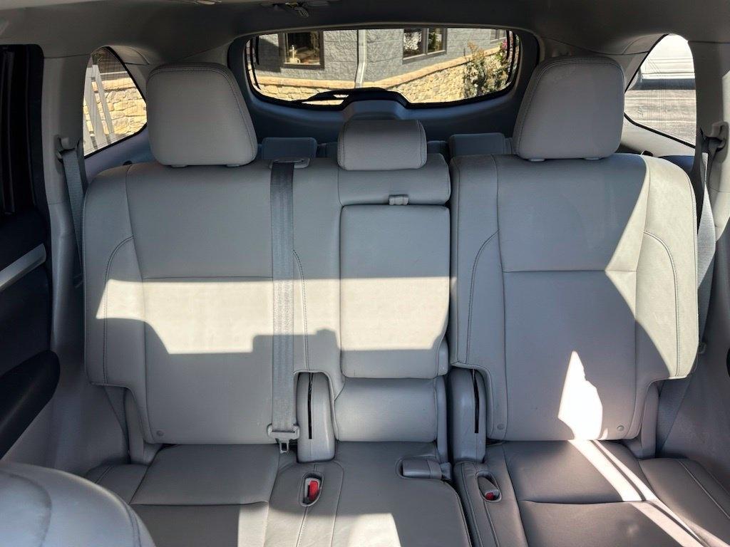 Toyota Highlander FWD 4dr V6 XLE (Natl) 2016