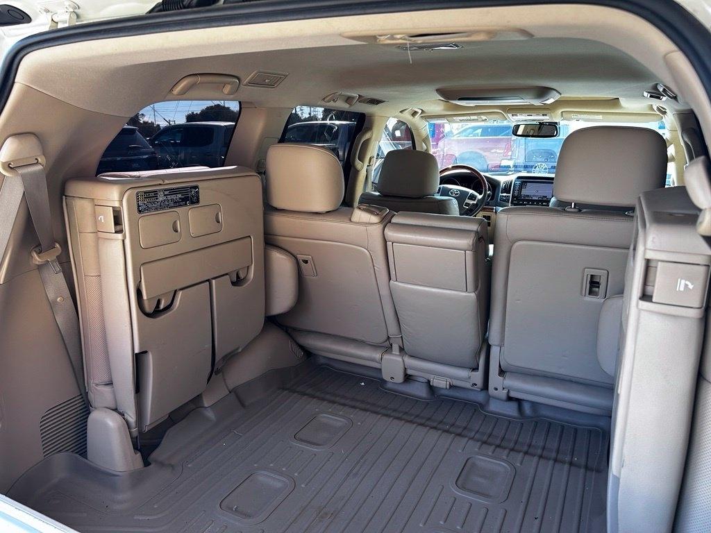 Toyota Land Cruiser 4dr 4WD (Natl) 2013