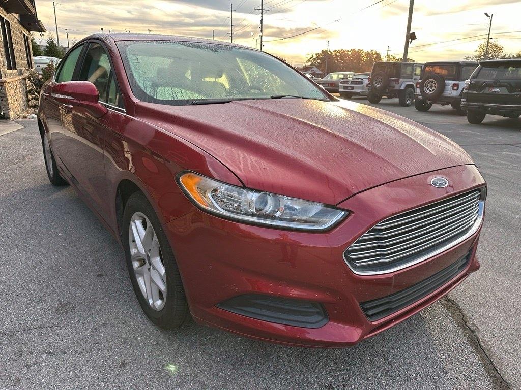 Ford Fusion 4dr Sdn SE FWD 2014
