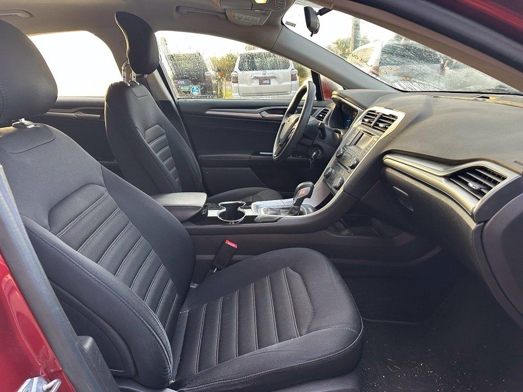 Ford Fusion 4dr Sdn SE FWD 2014
