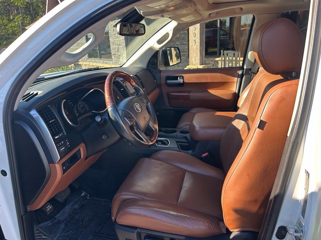 Toyota Sequoia Platinum RWD (Natl) 2018