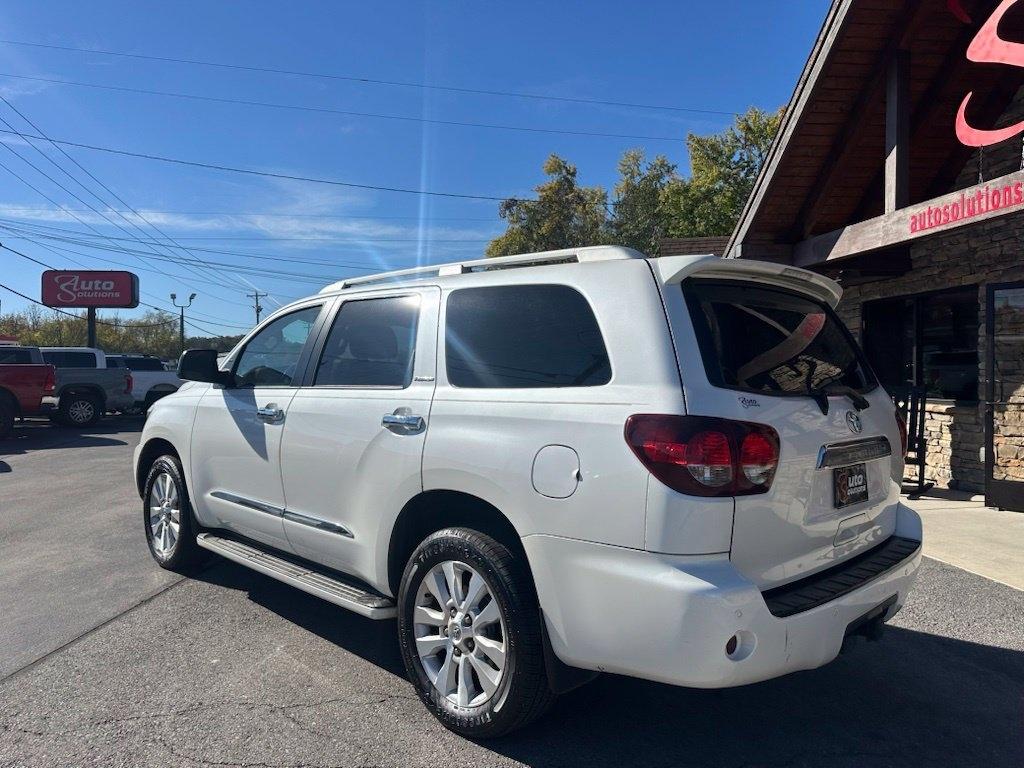 Toyota Sequoia Platinum RWD (Natl) 2018