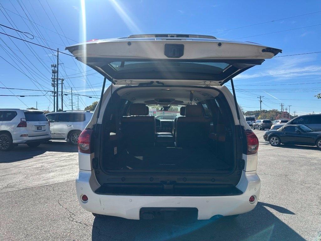 Toyota Sequoia Platinum RWD (Natl) 2018