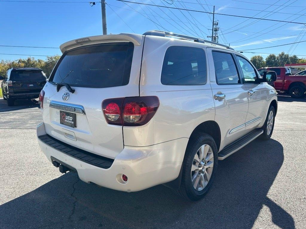 Toyota Sequoia Platinum RWD (Natl) 2018
