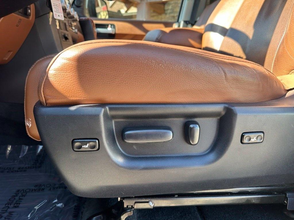 Toyota Sequoia Platinum RWD (Natl) 2018