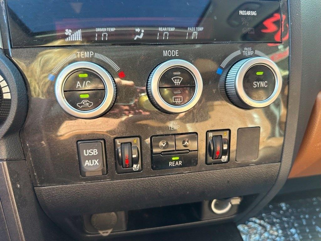 Toyota Sequoia Platinum RWD (Natl) 2018