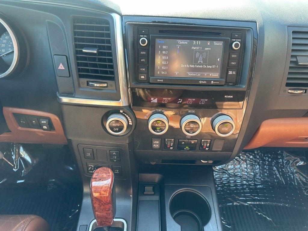 Toyota Sequoia Platinum RWD (Natl) 2018