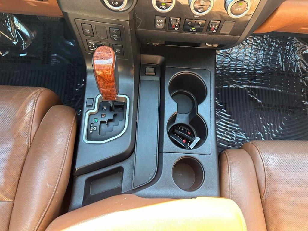 Toyota Sequoia Platinum RWD (Natl) 2018