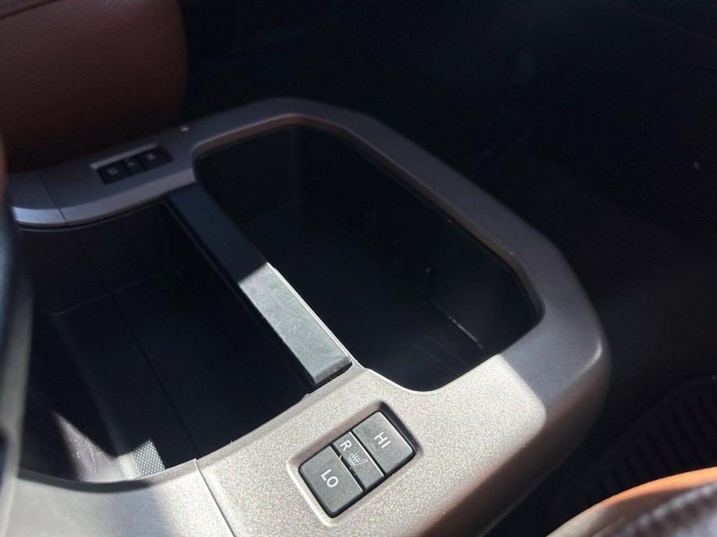 Toyota Sequoia Platinum RWD (Natl) 2018
