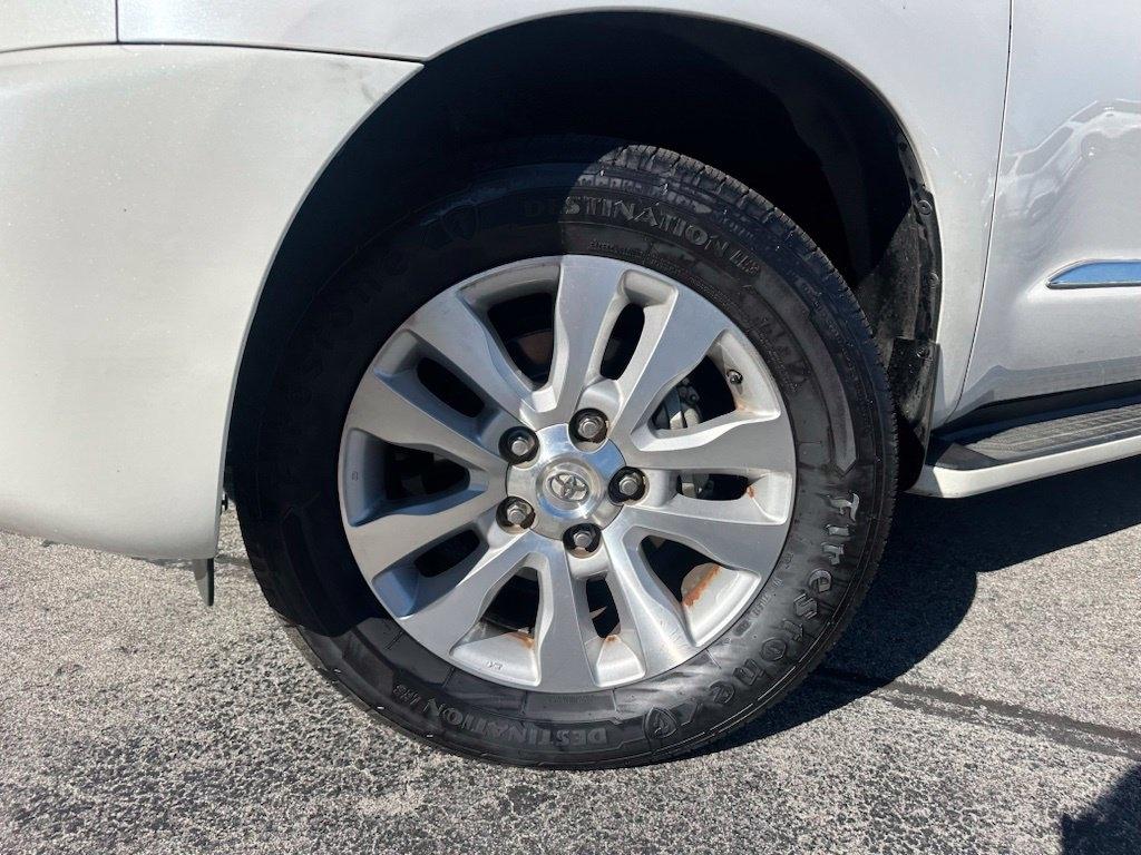 Toyota Sequoia Platinum RWD (Natl) 2018