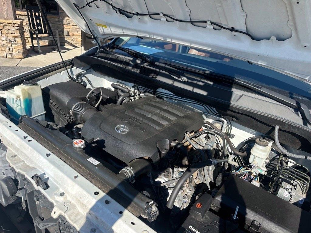 Toyota Sequoia Platinum RWD (Natl) 2018