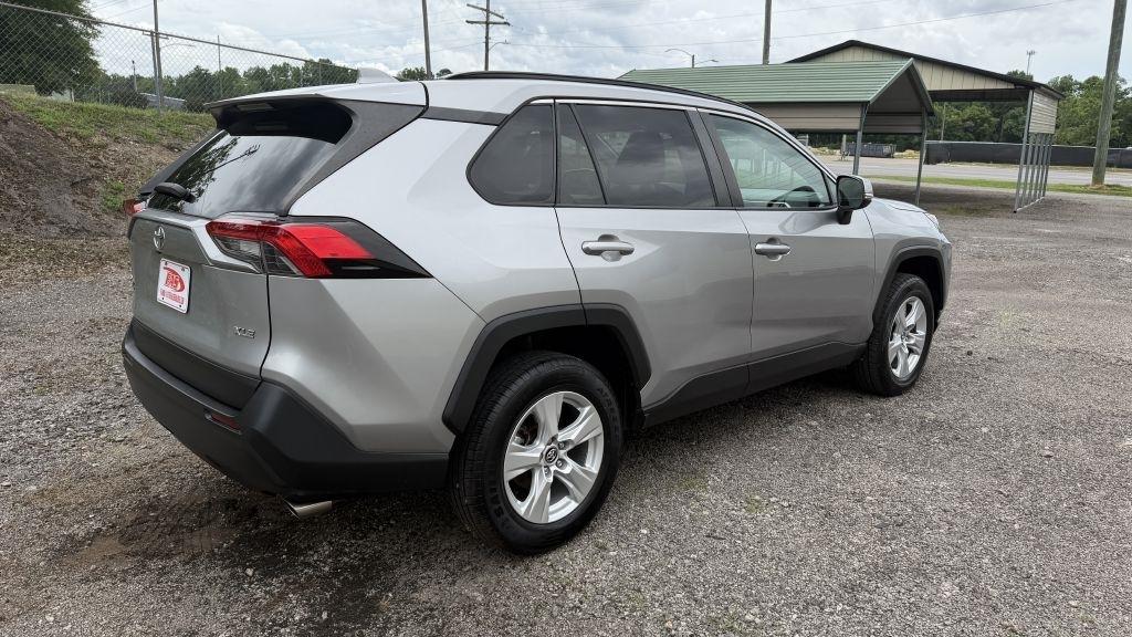 Toyota RAV4 XLE 2020