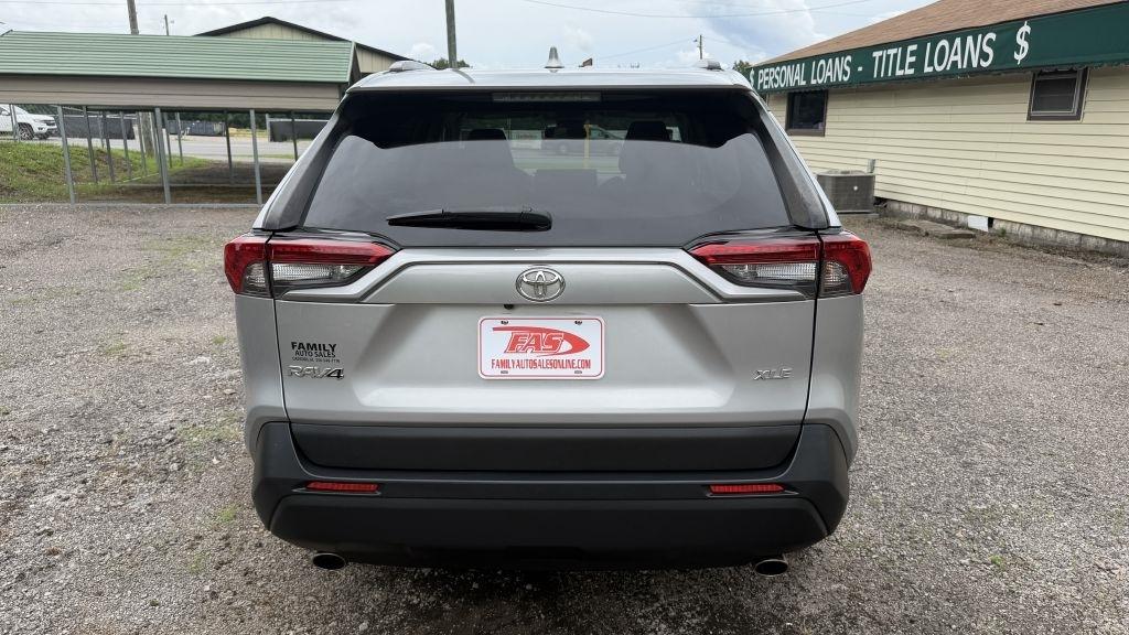 Toyota RAV4 XLE 2020