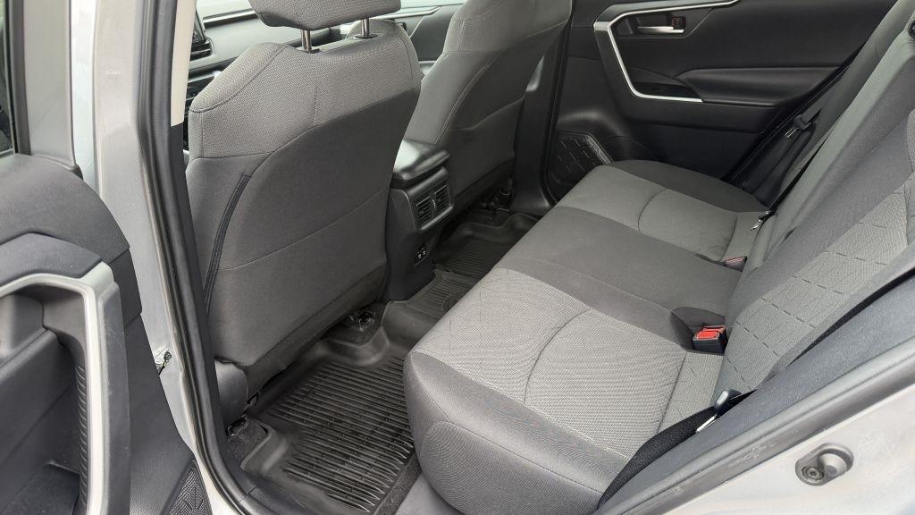 Toyota RAV4 XLE 2020