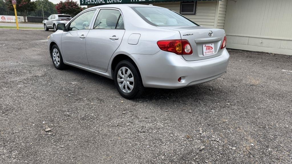 2010 Toyota Corolla LE - Photo 8