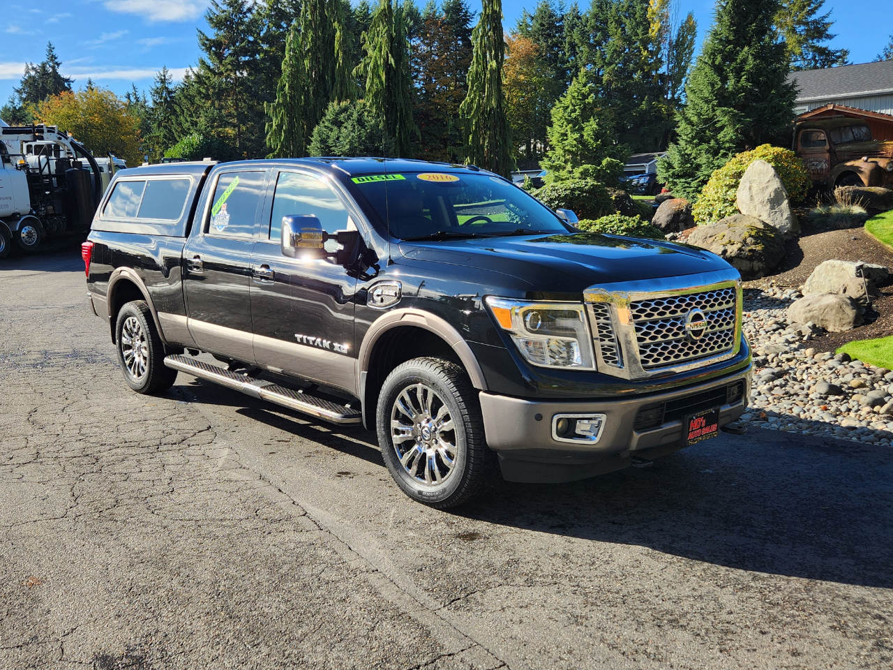 Nissan Titan XD 4WD Crew Cab Platinum Reserve Diesel 2016 Nissan Titan XD 4WD Crew Cab Platinum Reserve Diesel 2016