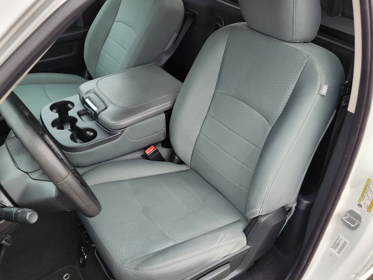 RAM 1500 2WD Reg Cab 120.5" Express 2014 RAM 1500 2WD Reg Cab 120.5" Express 2014