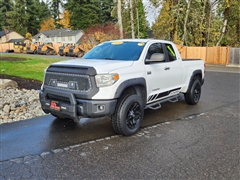 2014 Toyota Tundra 4WD Truck 