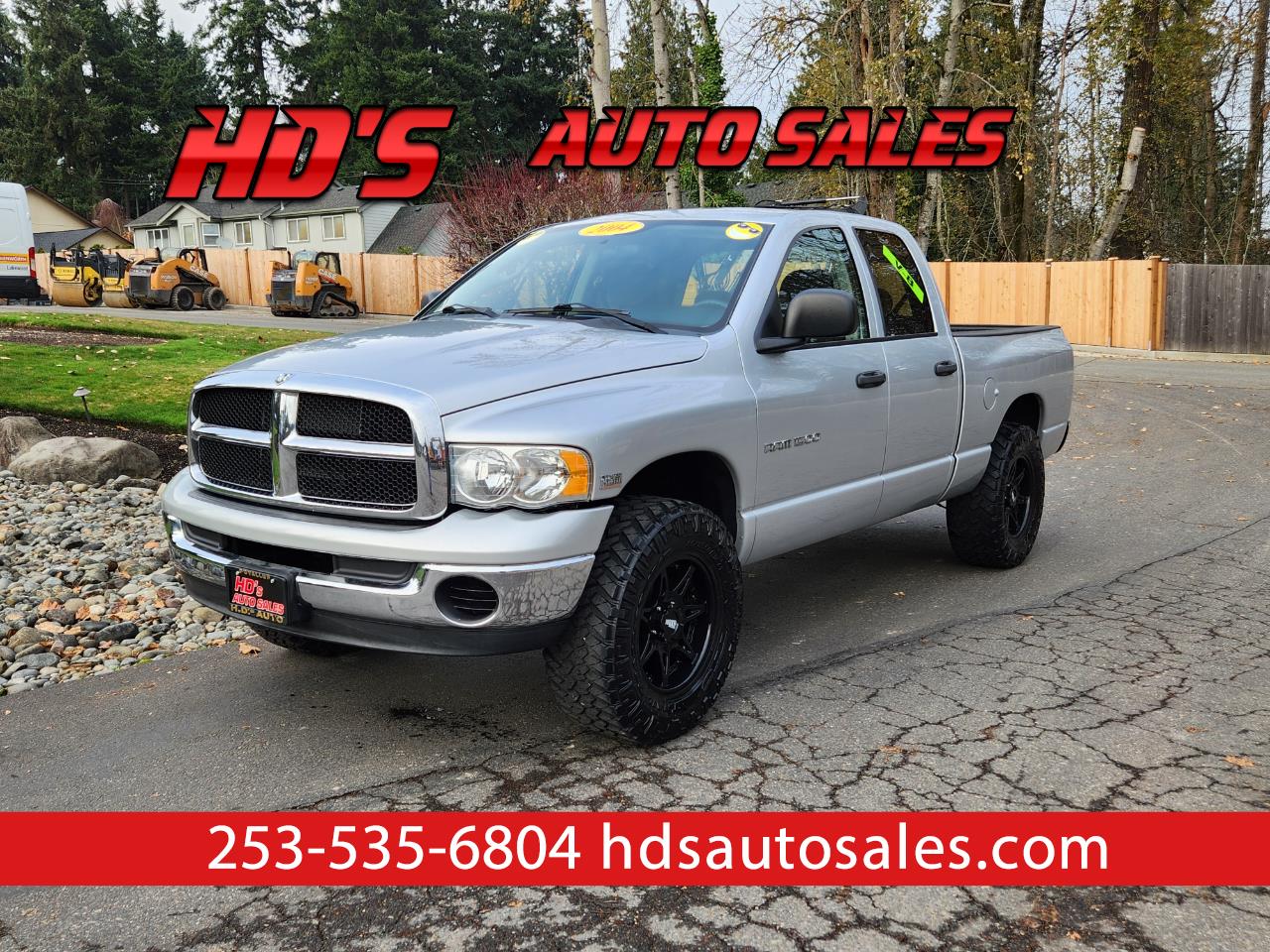 2004 Dodge Ram 1500 4dr Quad Cab 140.5" WB 4WD SLT