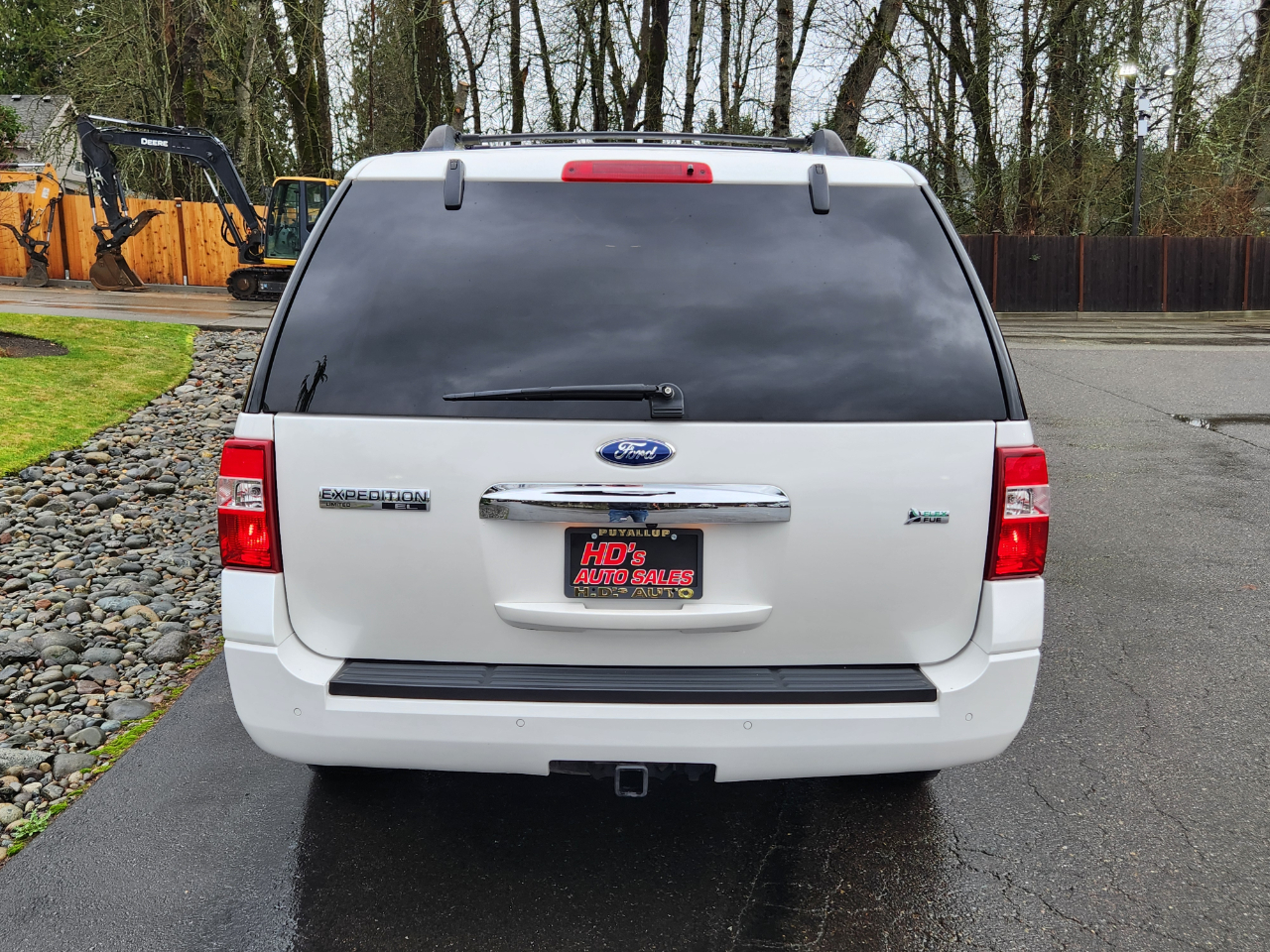 Ford Expedition EL 4WD 4dr Limited 2013