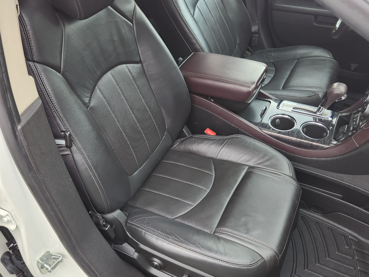 Buick Enclave AWD 4dr Premium 2015