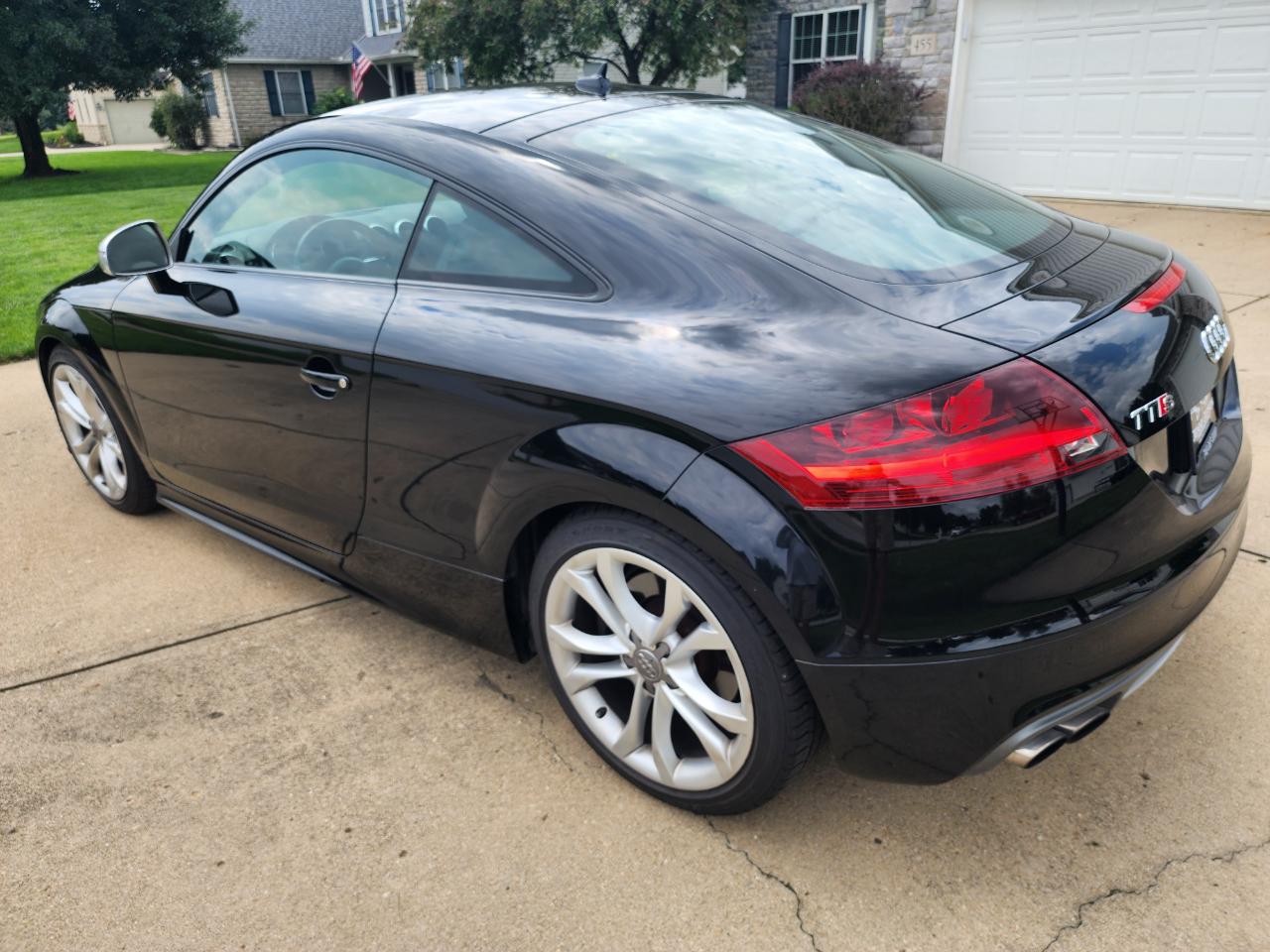 Audi TTS 2dr Cpe AT 2.0T quattro Prestige 2009