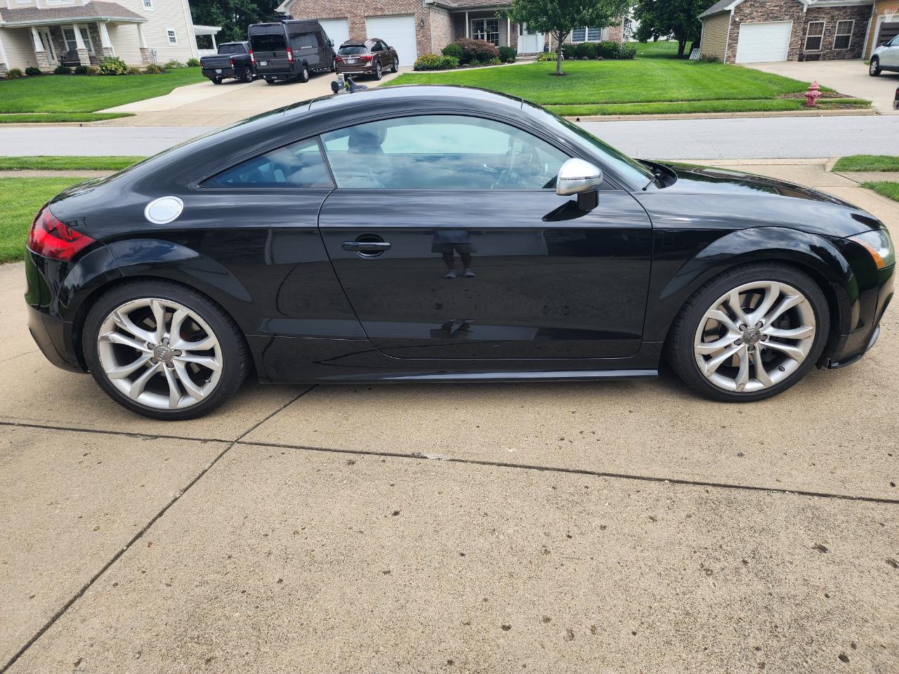 Audi TTS 2dr Cpe AT 2.0T quattro Prestige 2009