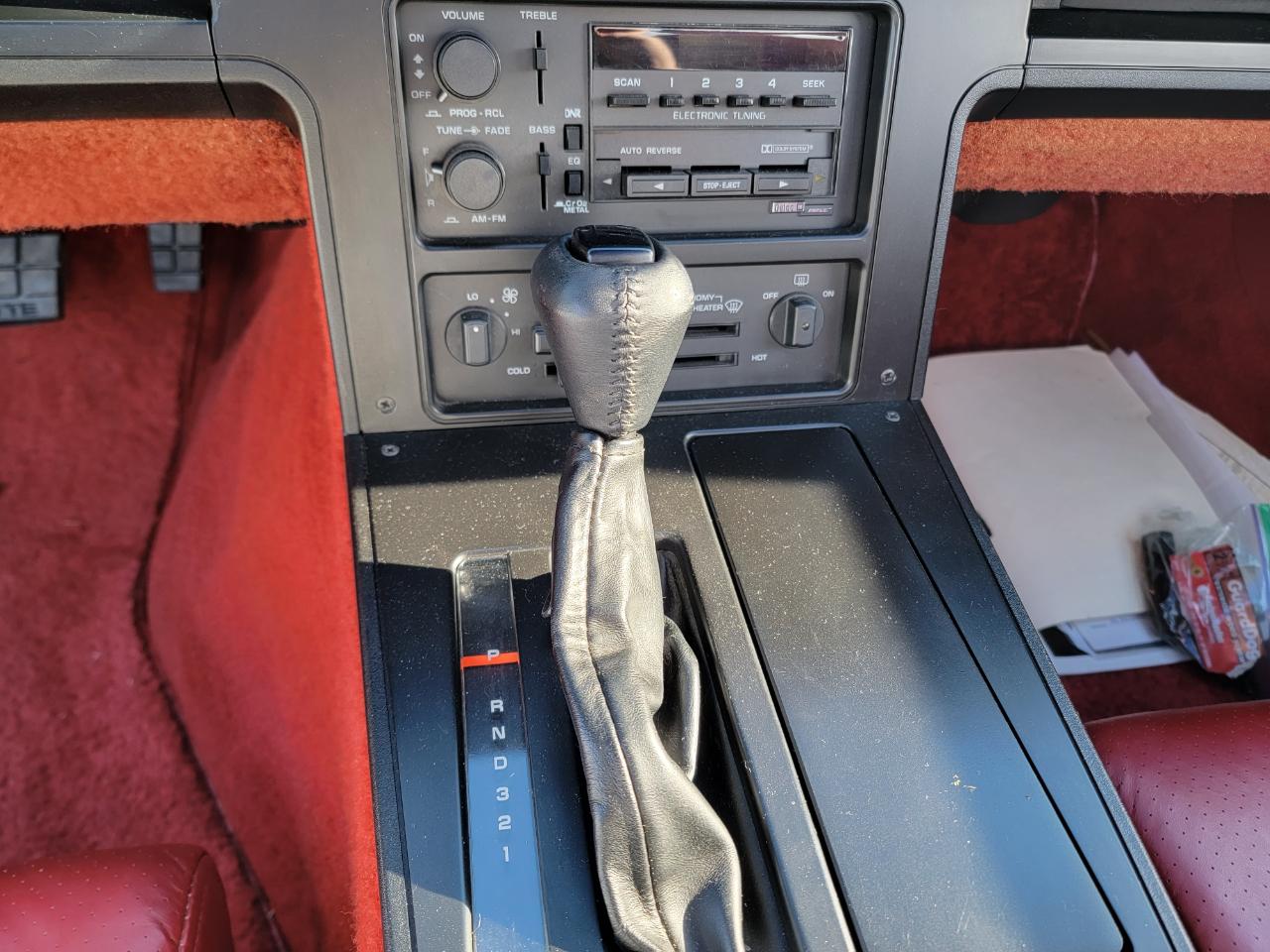 Chevrolet Corvette 2dr Hatchback Coupe 1984