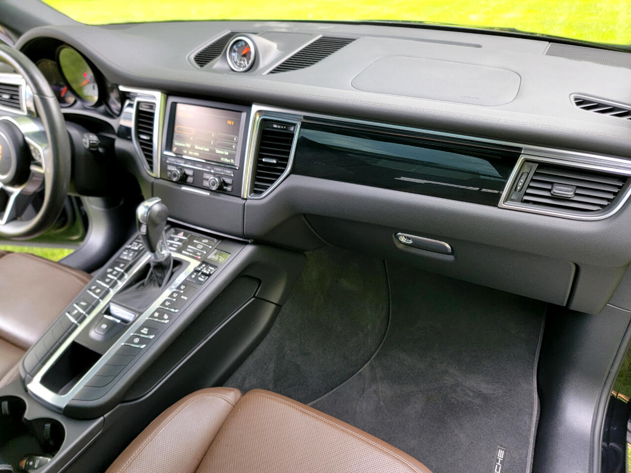 Porsche Macan AWD 4dr S 2015 Porsche Macan AWD 4dr S 2015