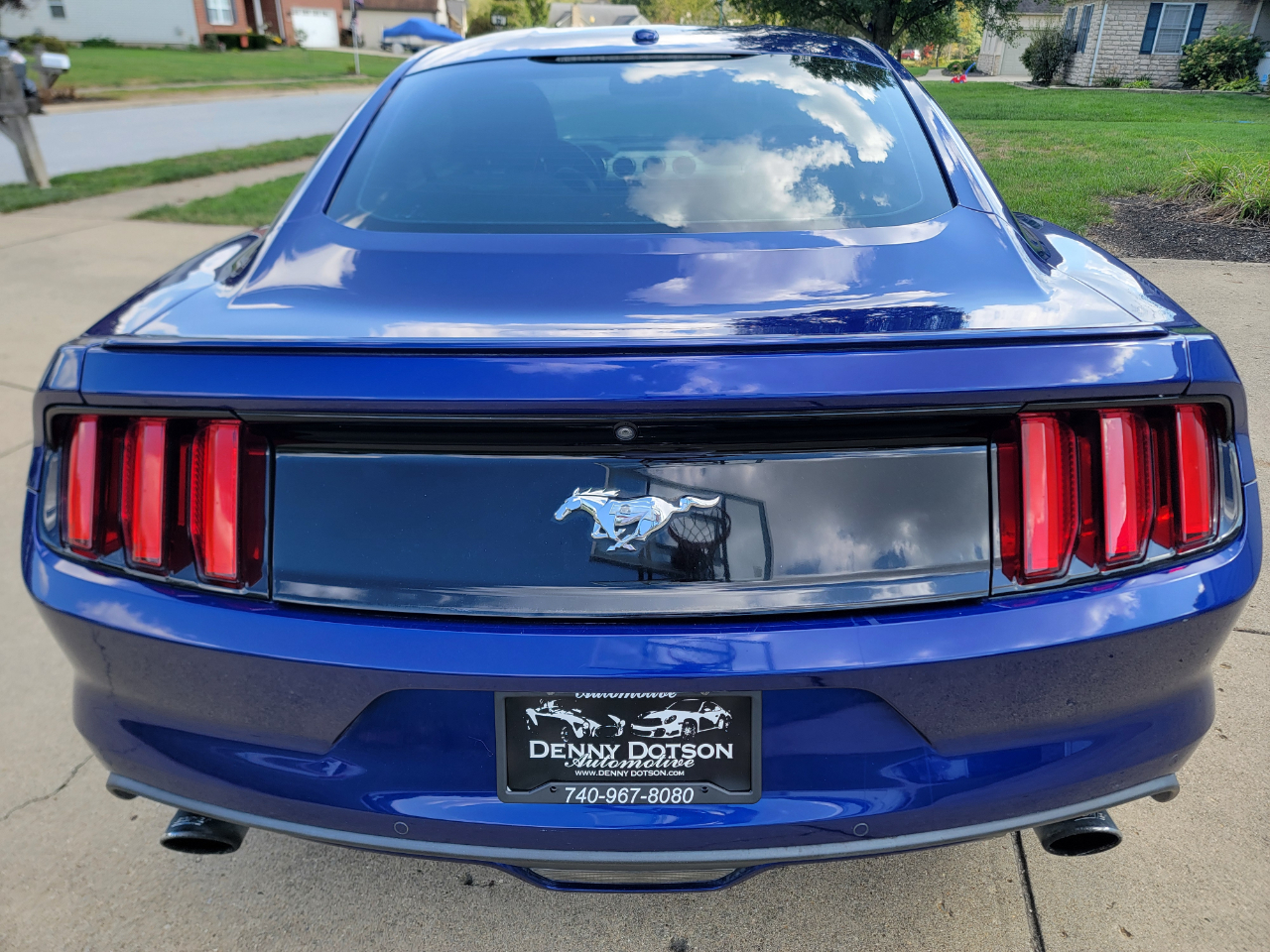 2016 Ford Mustang EcoBoost Premium photo 4