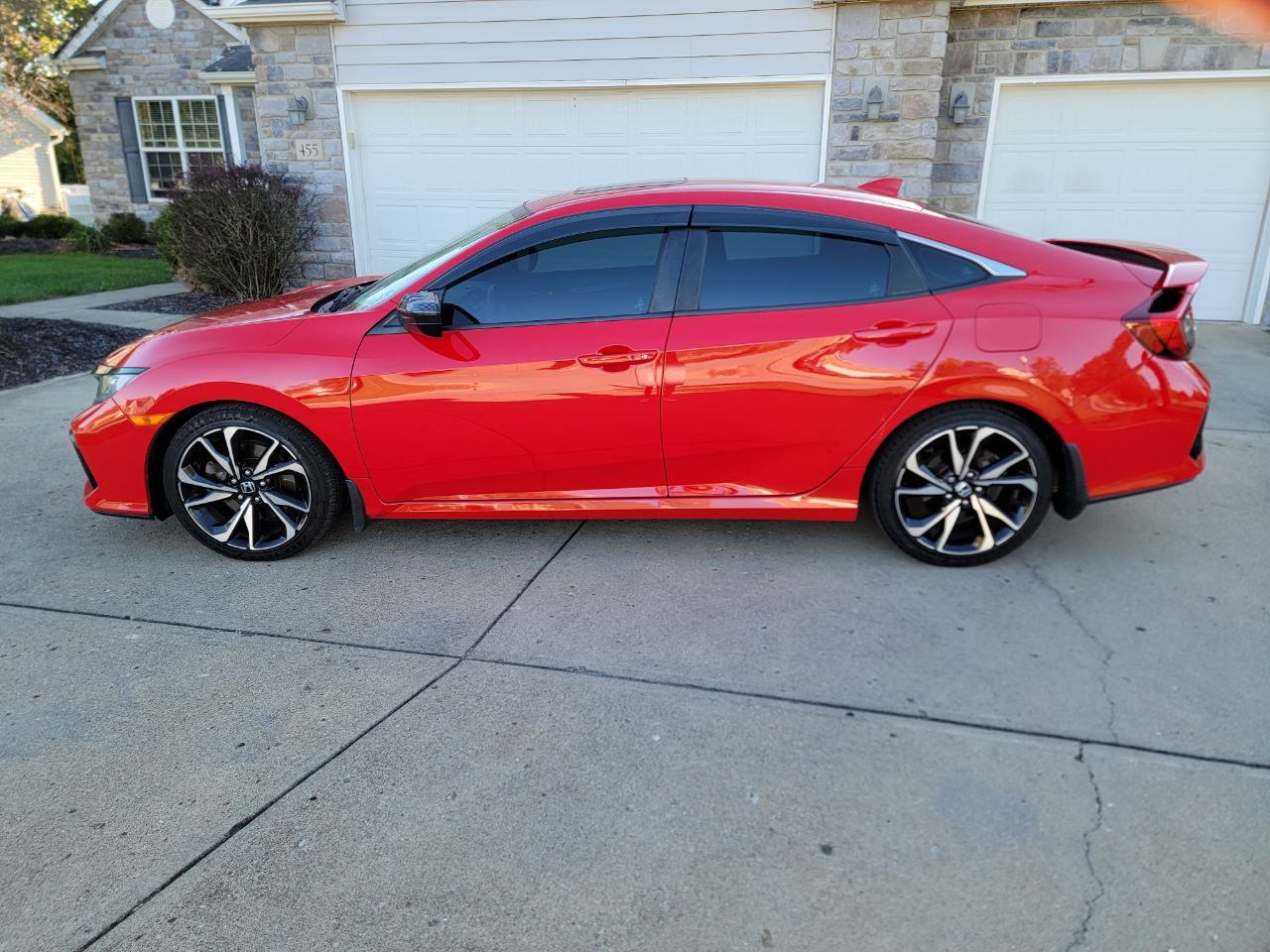 2019 Honda Civic Si photo 2